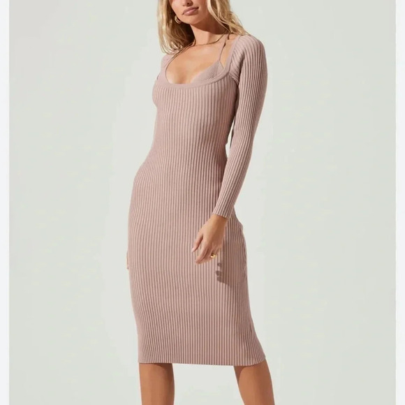 Astr Dresses & Skirts - Astr the Label Mauve Pink Ribbed Long Sleeves Midi Bodycon Dress Sz M NWOT